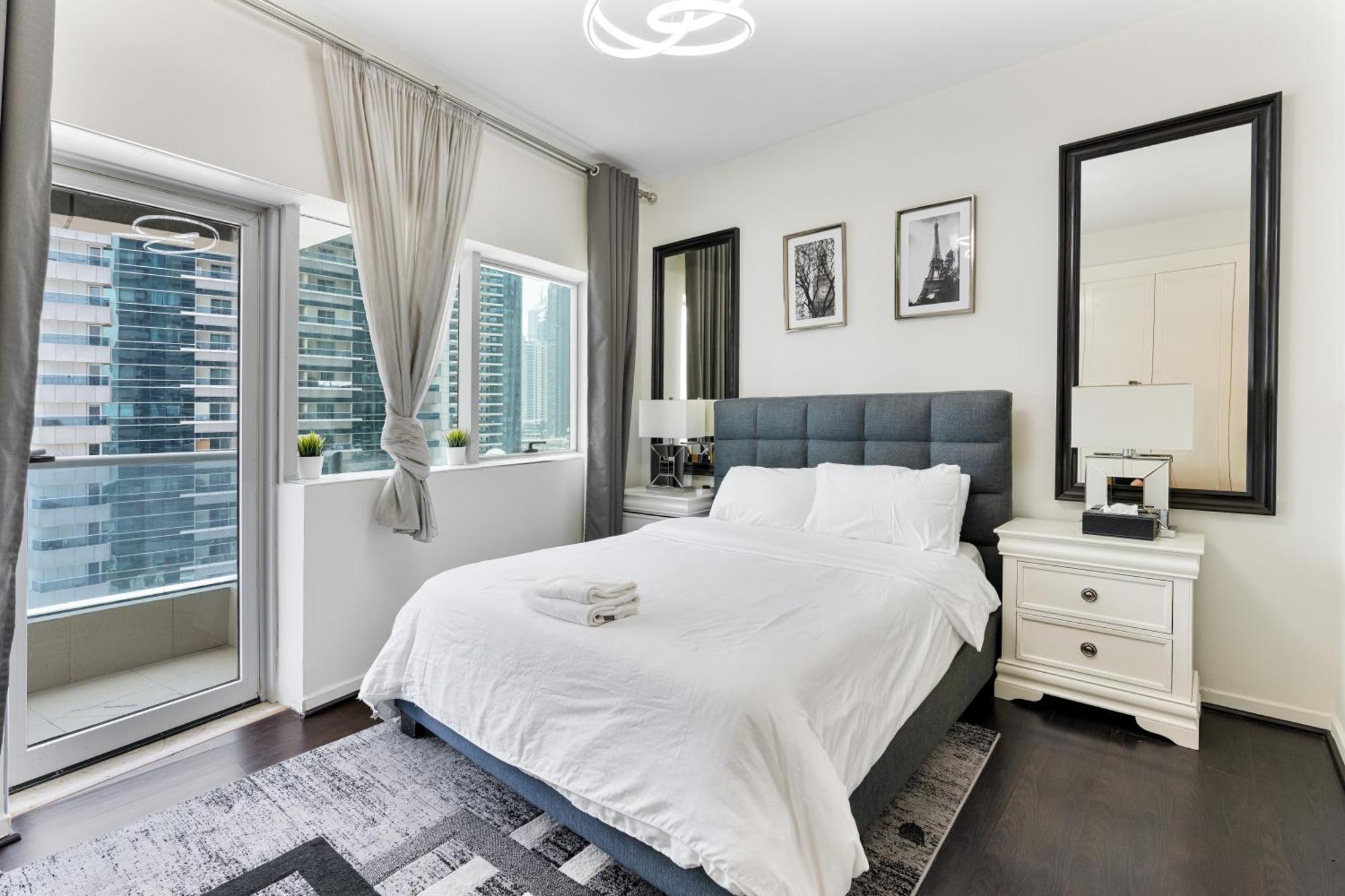 Beauty Of Marina In Our 2br Aptmnt Apartment *