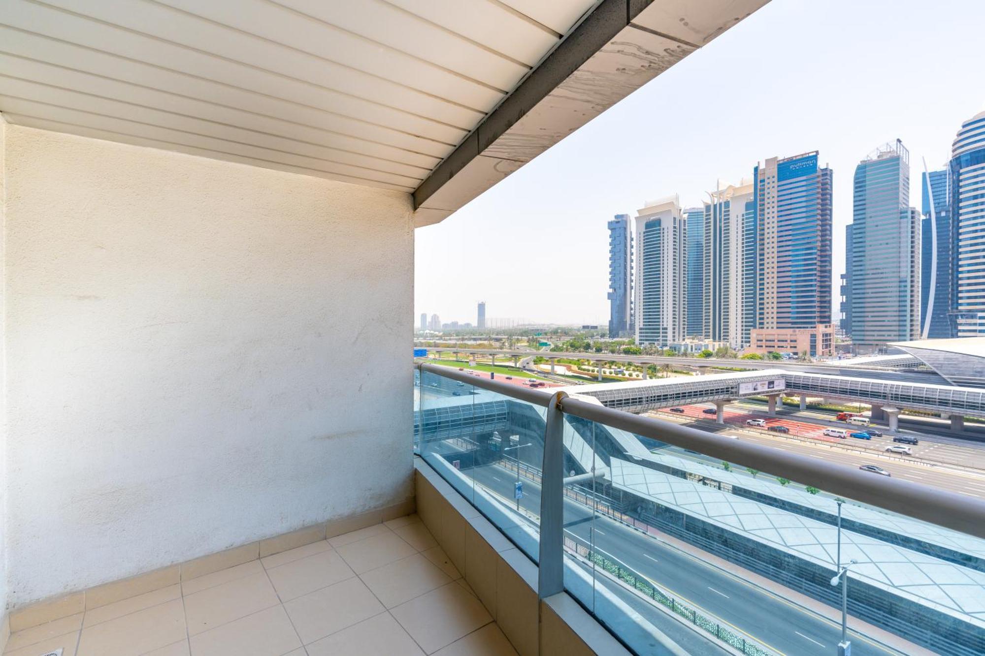 Beauty Of Marina In Our 2br Aptmnt Apartment Dubai