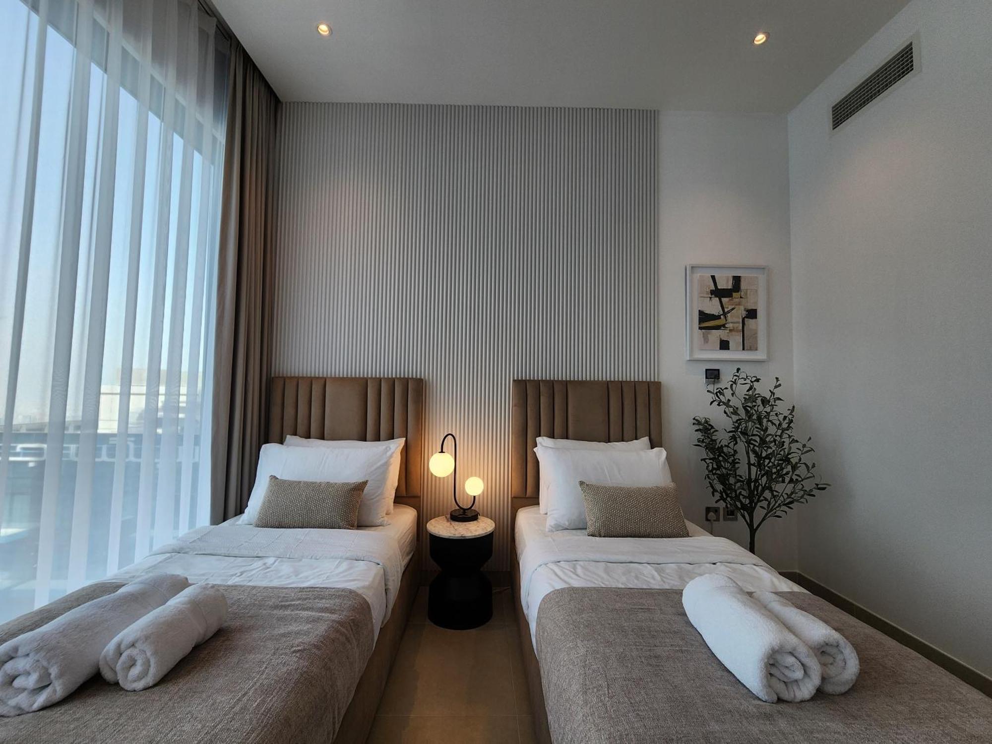 Apartamento Solarte - Luxe Marina Gate - Spectacular Pools With Marina Views