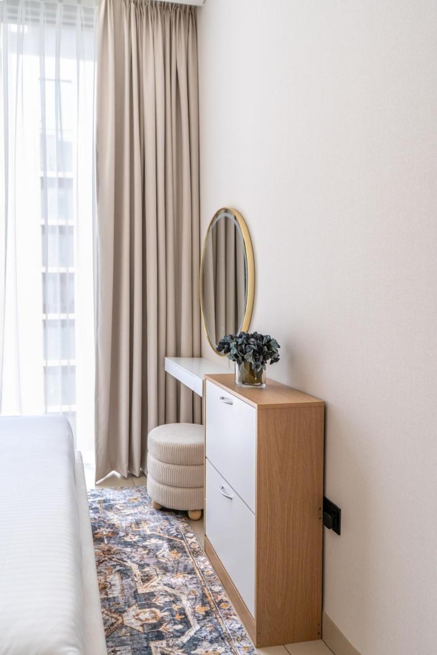 Apartment By Latinem Luxury 1br Cvr A2910 Near Burj Khalifa
