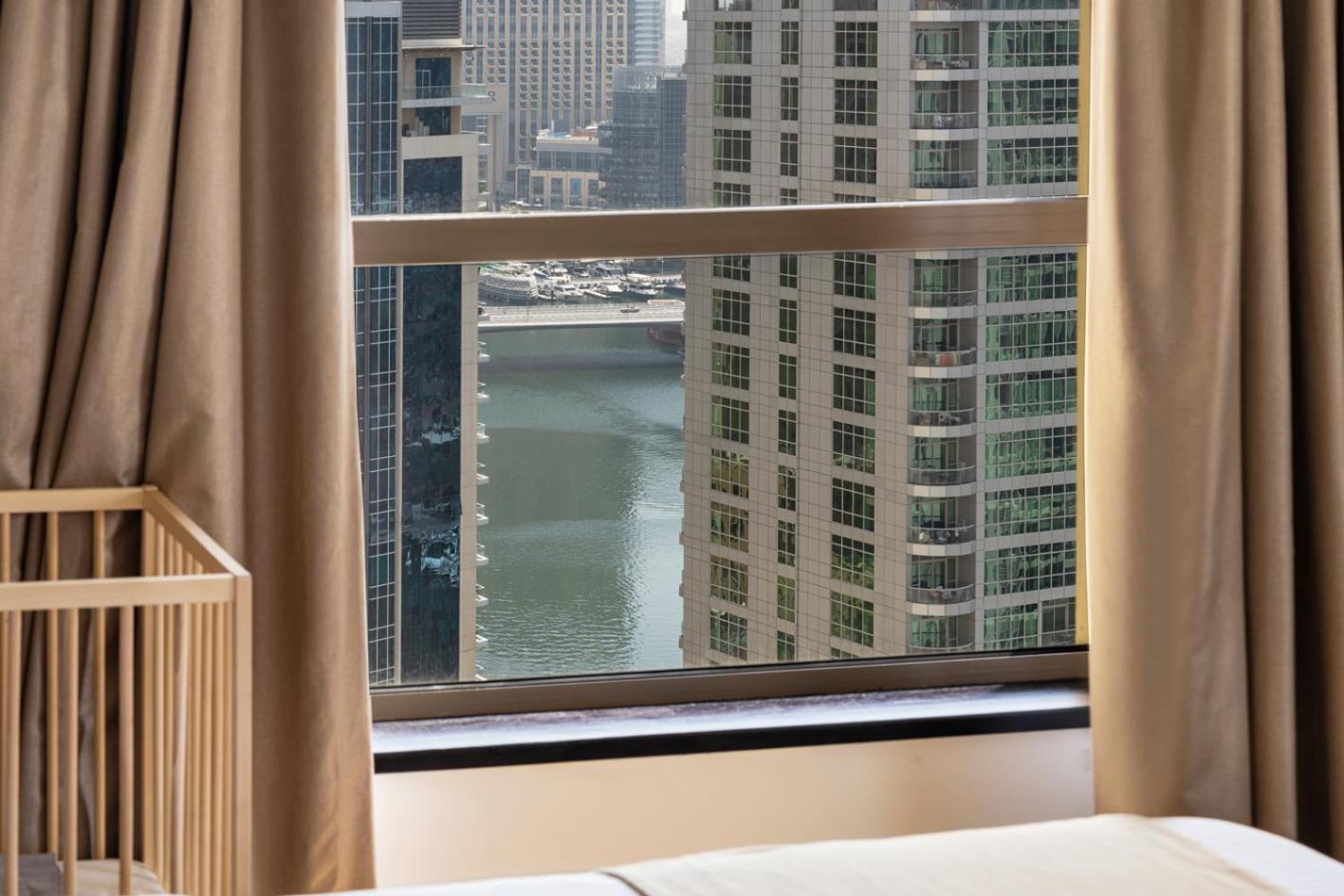 Apartamento Stunning 5 1 Bedroom On Jbr With Marina View On High Floor Maid's Room, Near Mall, Metro & Cinemas - By Sunkissed Homes Dubai