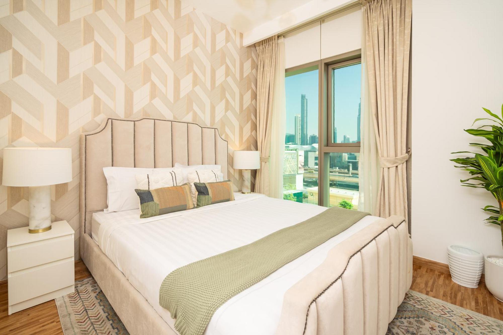 Prime Retreats @ Downtown Views By Emaar