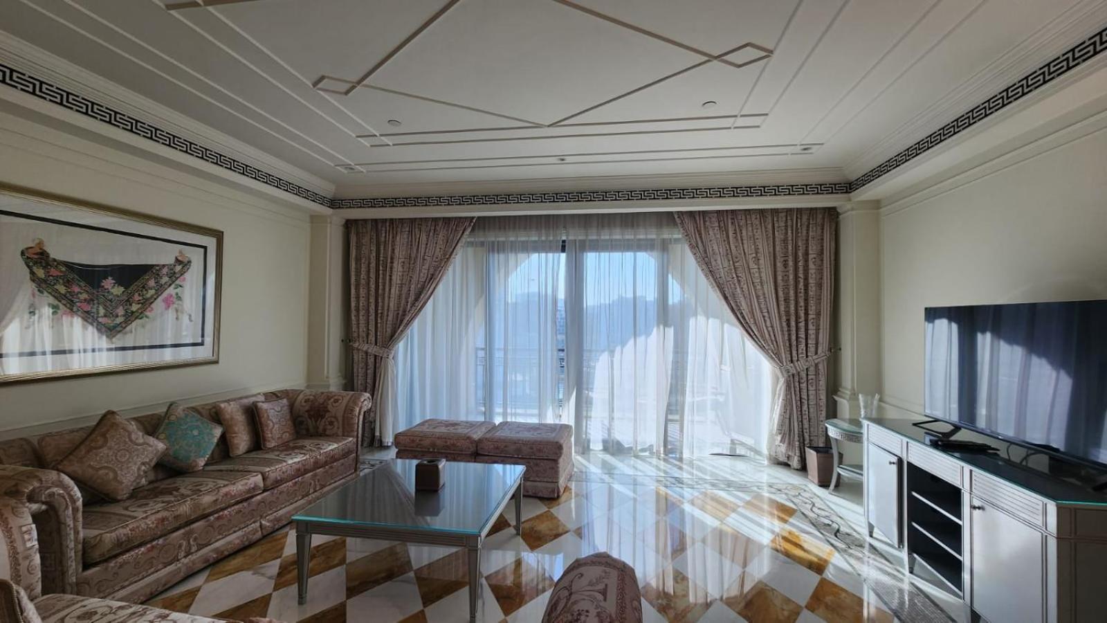 Palazzo Versace - Blue Ocean Homes *