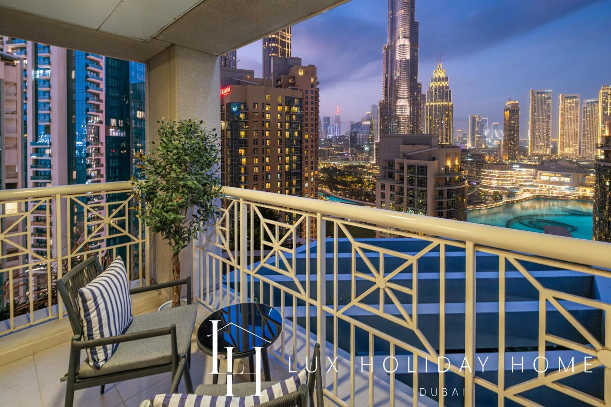 Lux The Burj Khalifa Fountain View Apartment Dubai