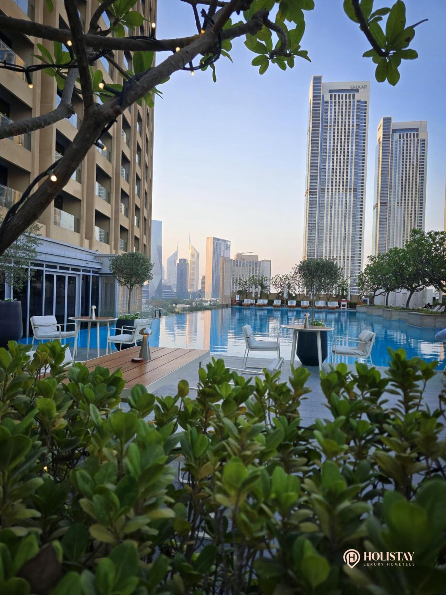 Holistay Luxury Homes - Burj Khalifa View - Direct Access Mall