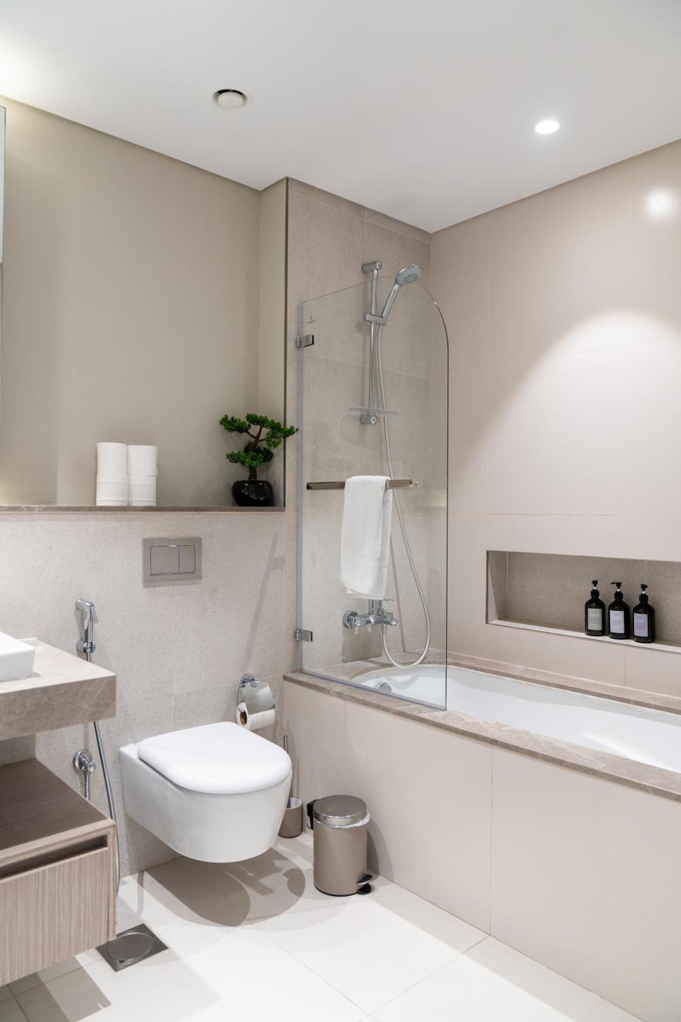 Elegant Luxury With Stunning Views In Creek Harbour By Aya Boutique Apartment *