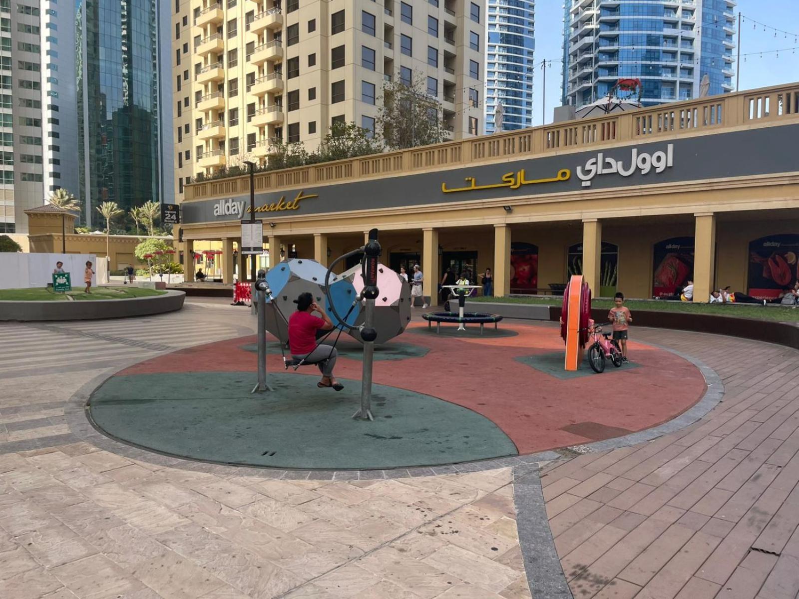 Apartment And Comfy In Jbr Dubai