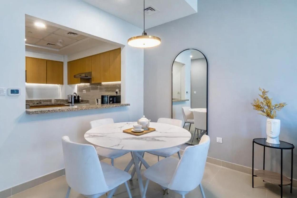 Apartment Silkhaus Design 1bdr With Burj Khalifa View In New Tower Dubai