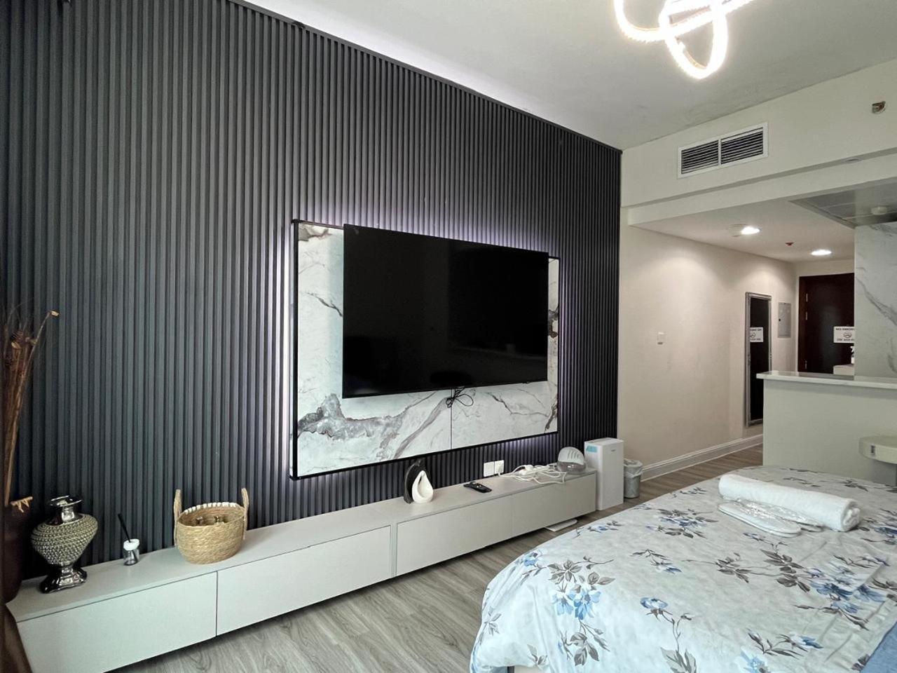 Marina Grand Metro Apartment *