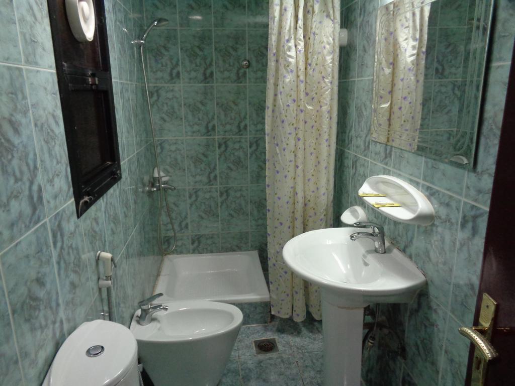 Otel Deira Palace *