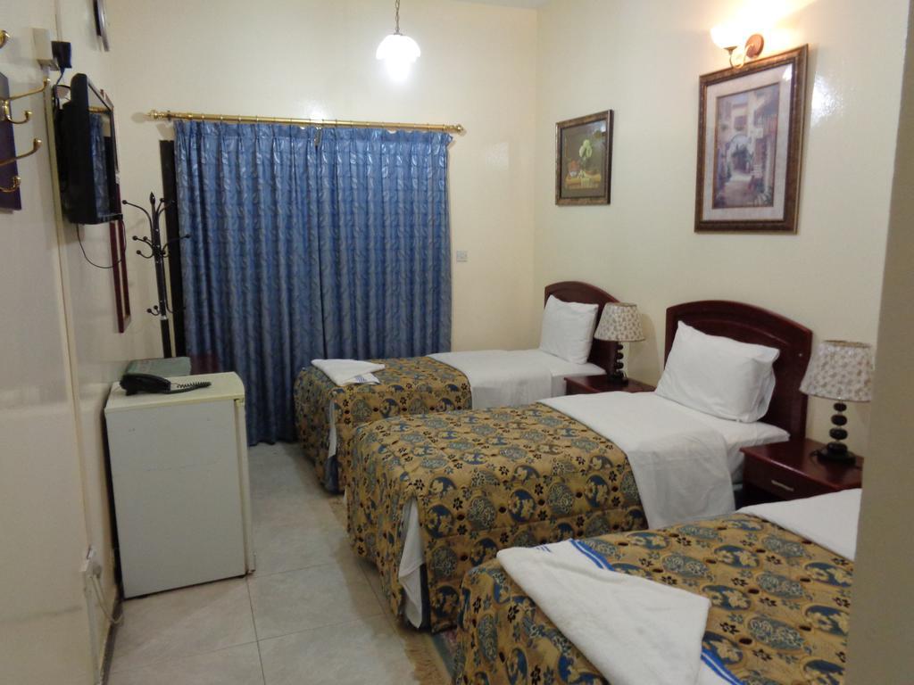 Deira Palace Otel