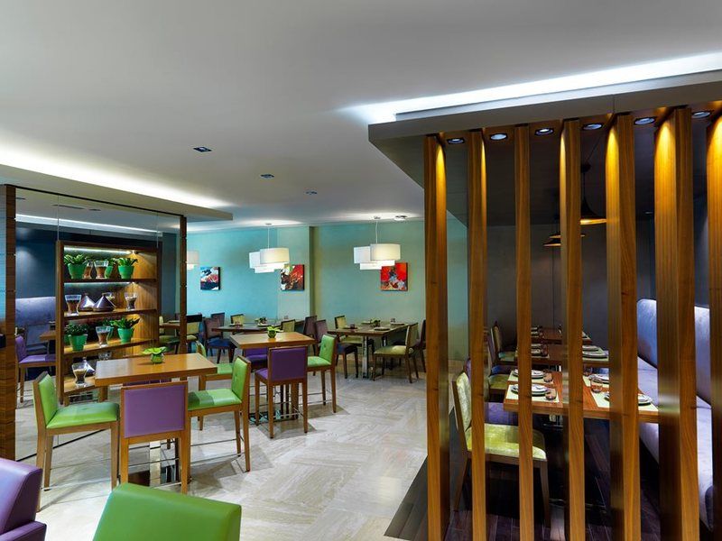 Apart Otel Damac Maison The Vogue Dubai