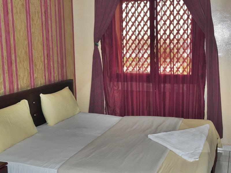 Otel Golden Star *