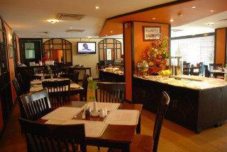London Crown 2 3* Dubai