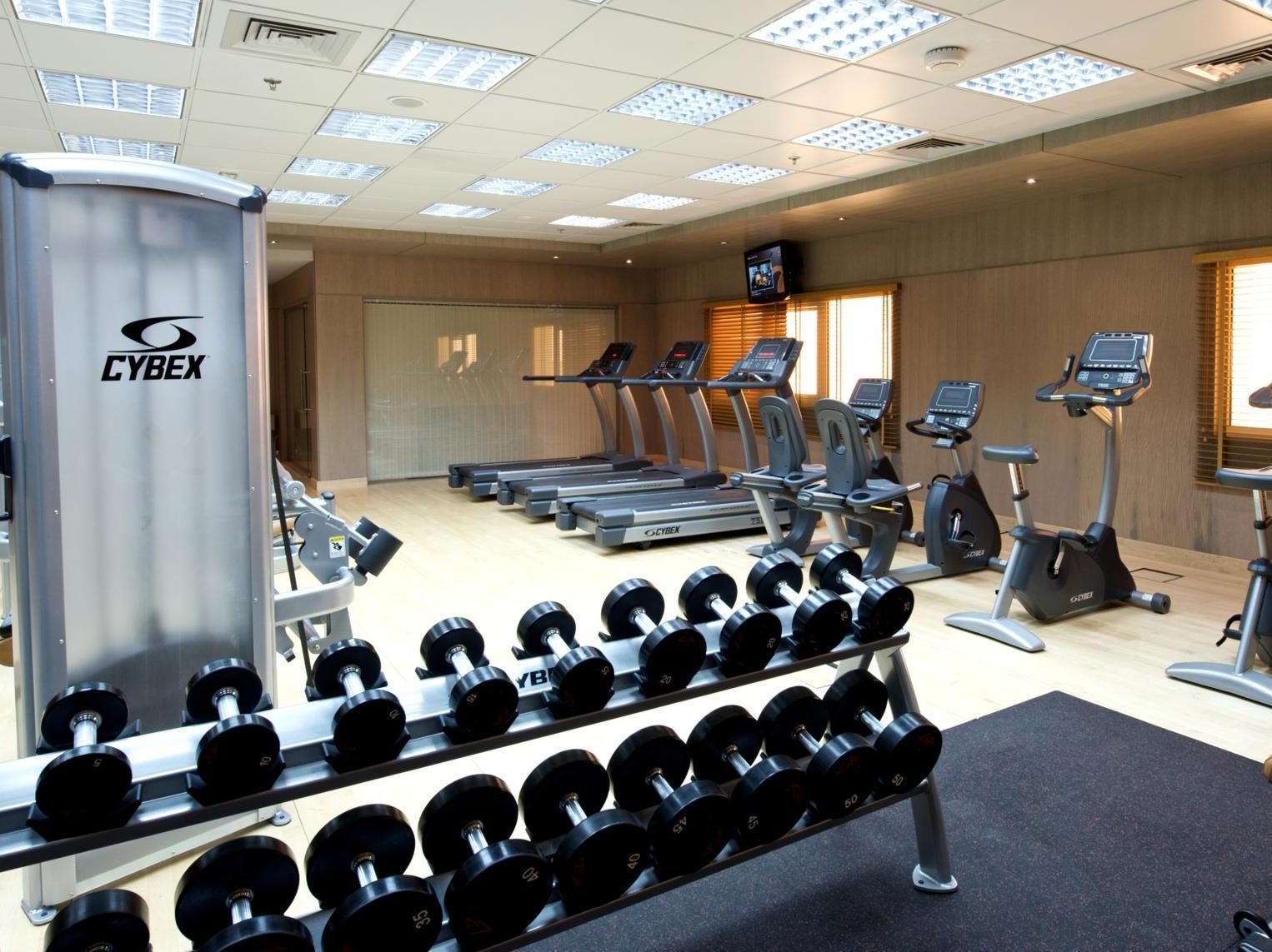 Time Grand Plaza Hotel, Airport 4* Dubai