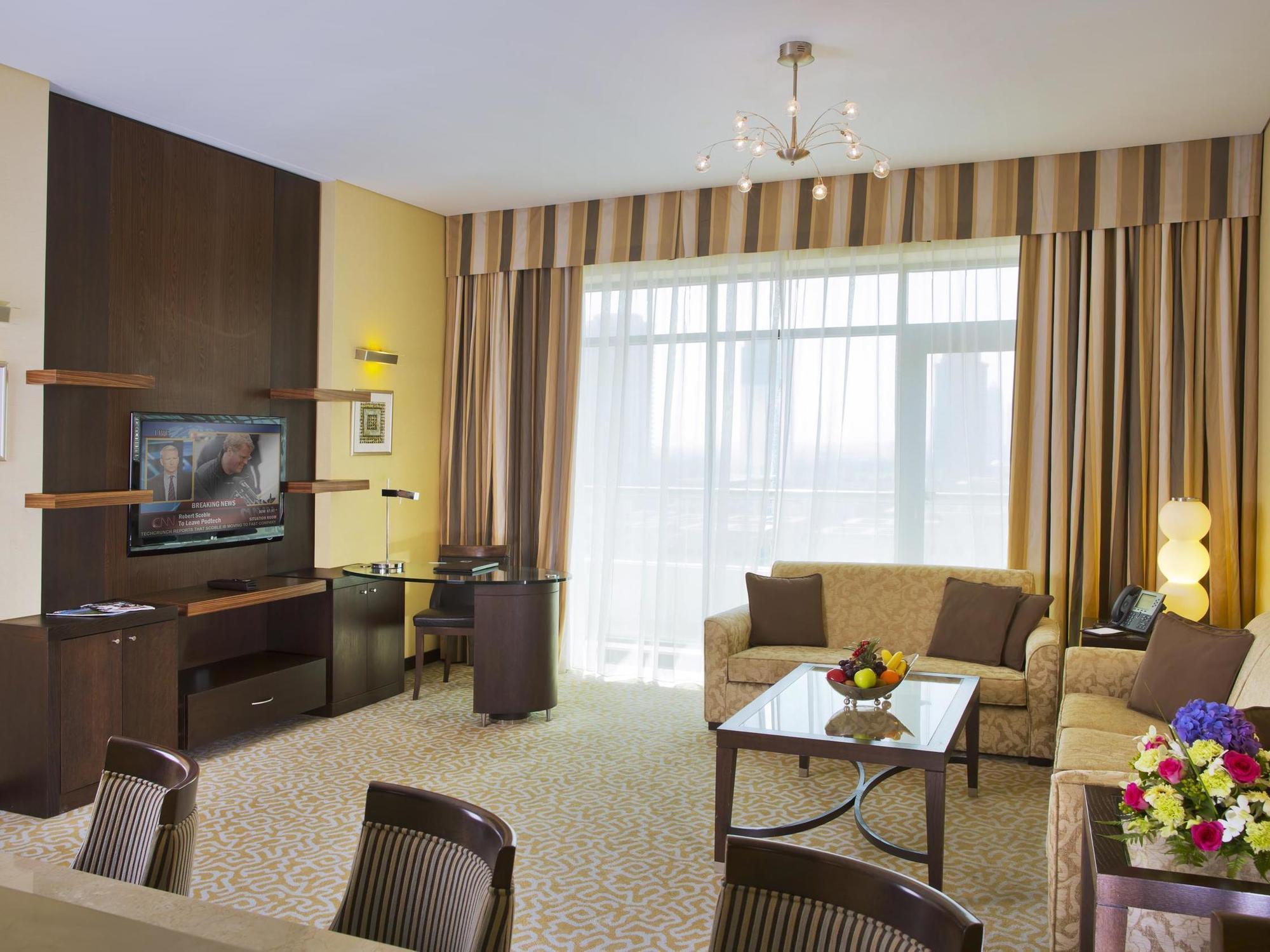 Time Oak & 4* Dubai