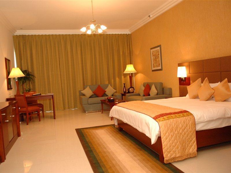 Star Metro Deira Aparthotel 4*