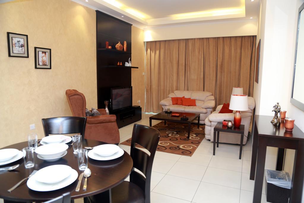 Apartment Armada Living - Homes *