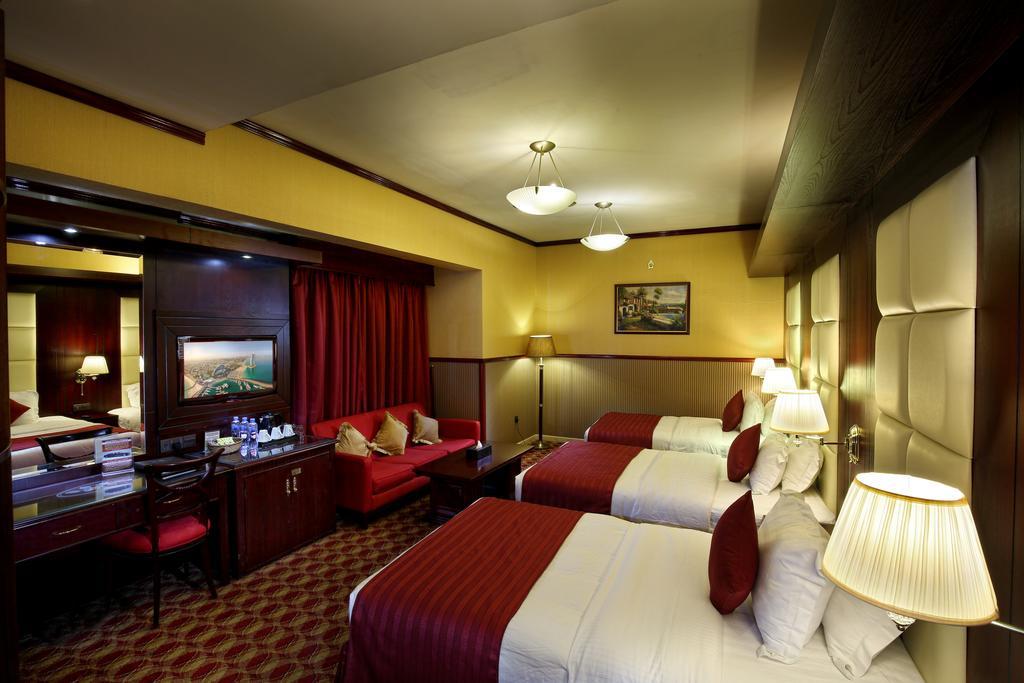 Hotel Benta Grand Llc