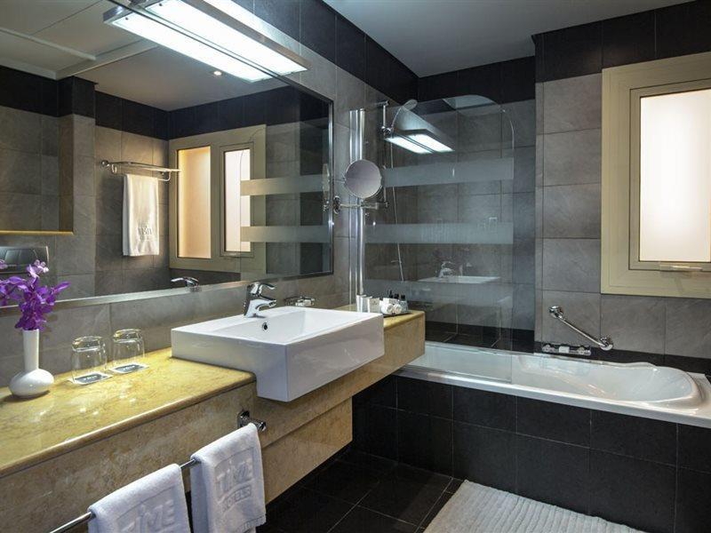Hotel Time Grand Plaza Hotel, Airport Dubai
