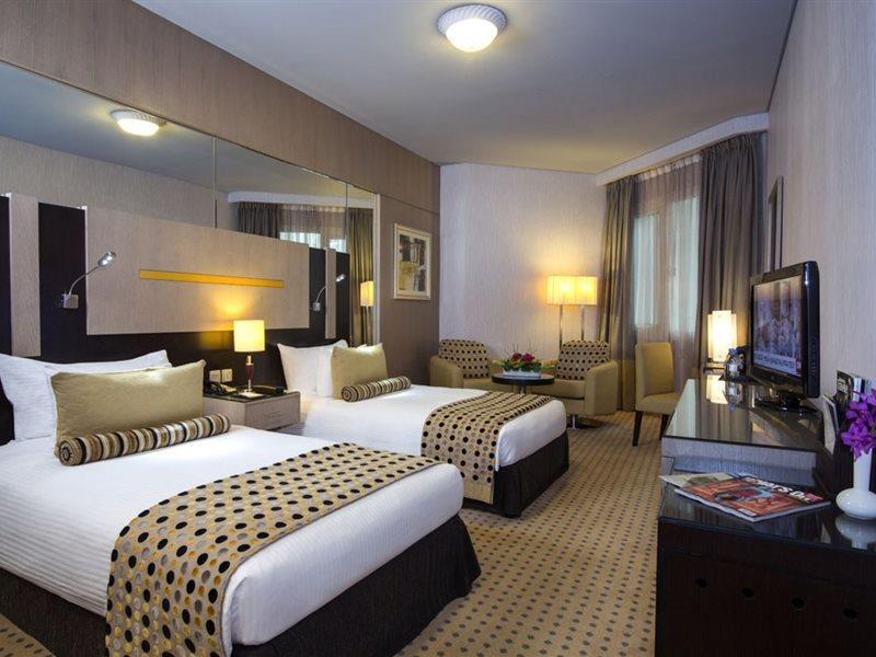 Time Grand Plaza Hotel, Airport 4* Dubai