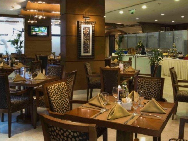 La Quinta By Wyndham Jumeirah Dubai