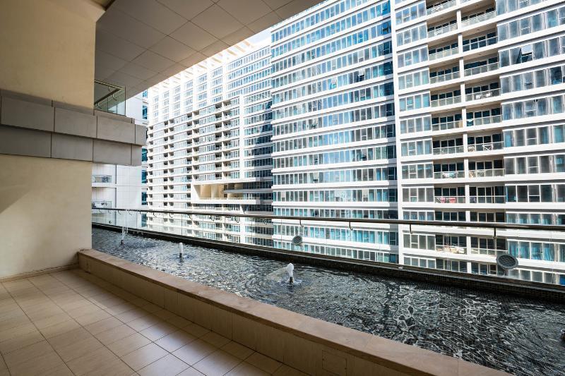 Studio - Skycourts Apartment