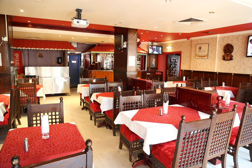 Hotel Abjad Crown Dubai