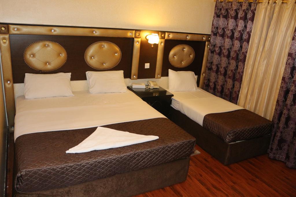 Hotel Hafez - Al Ras Metro Station Dubai