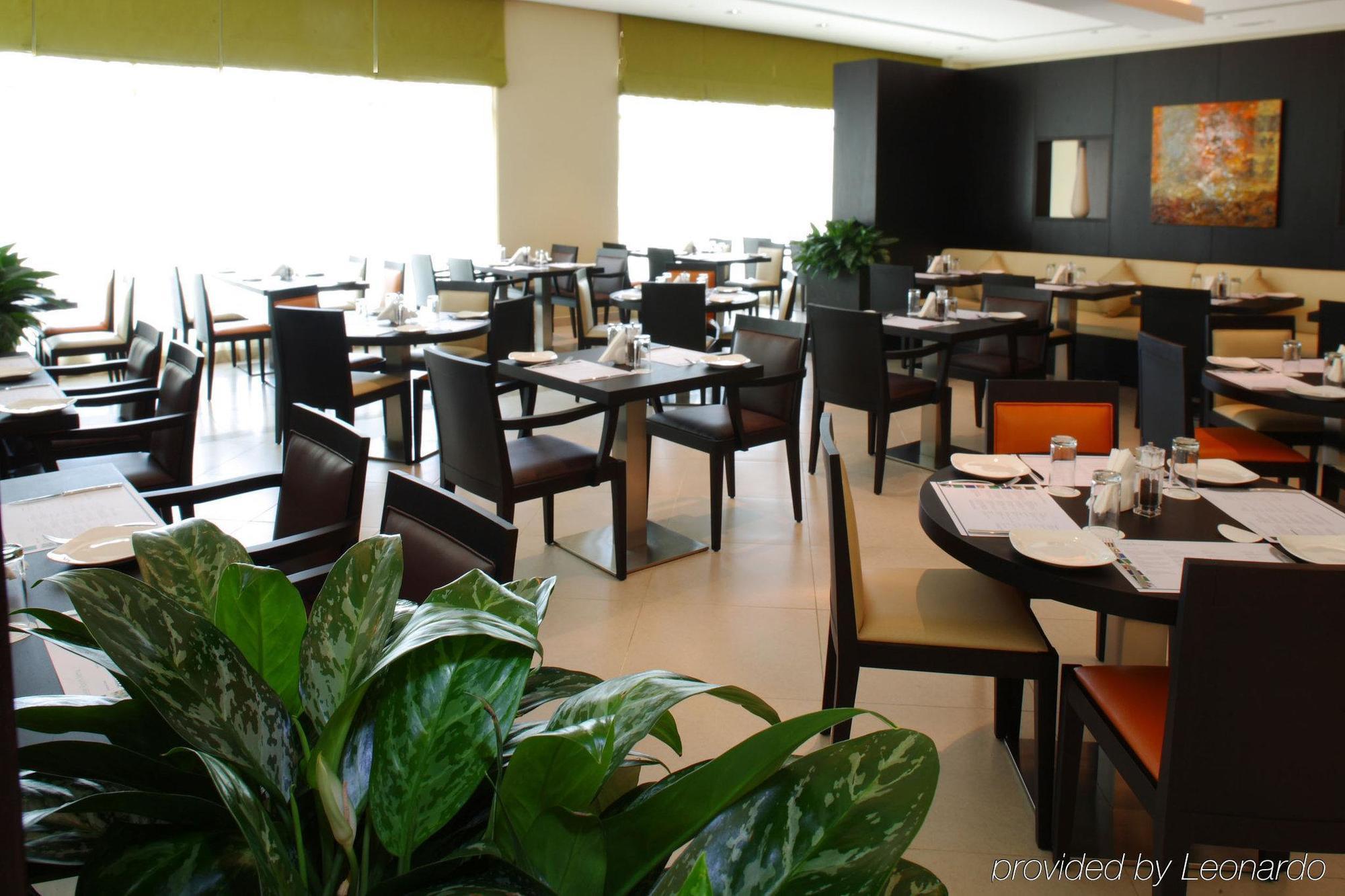 Otel Express Dubai, Jumeirah By Ihg