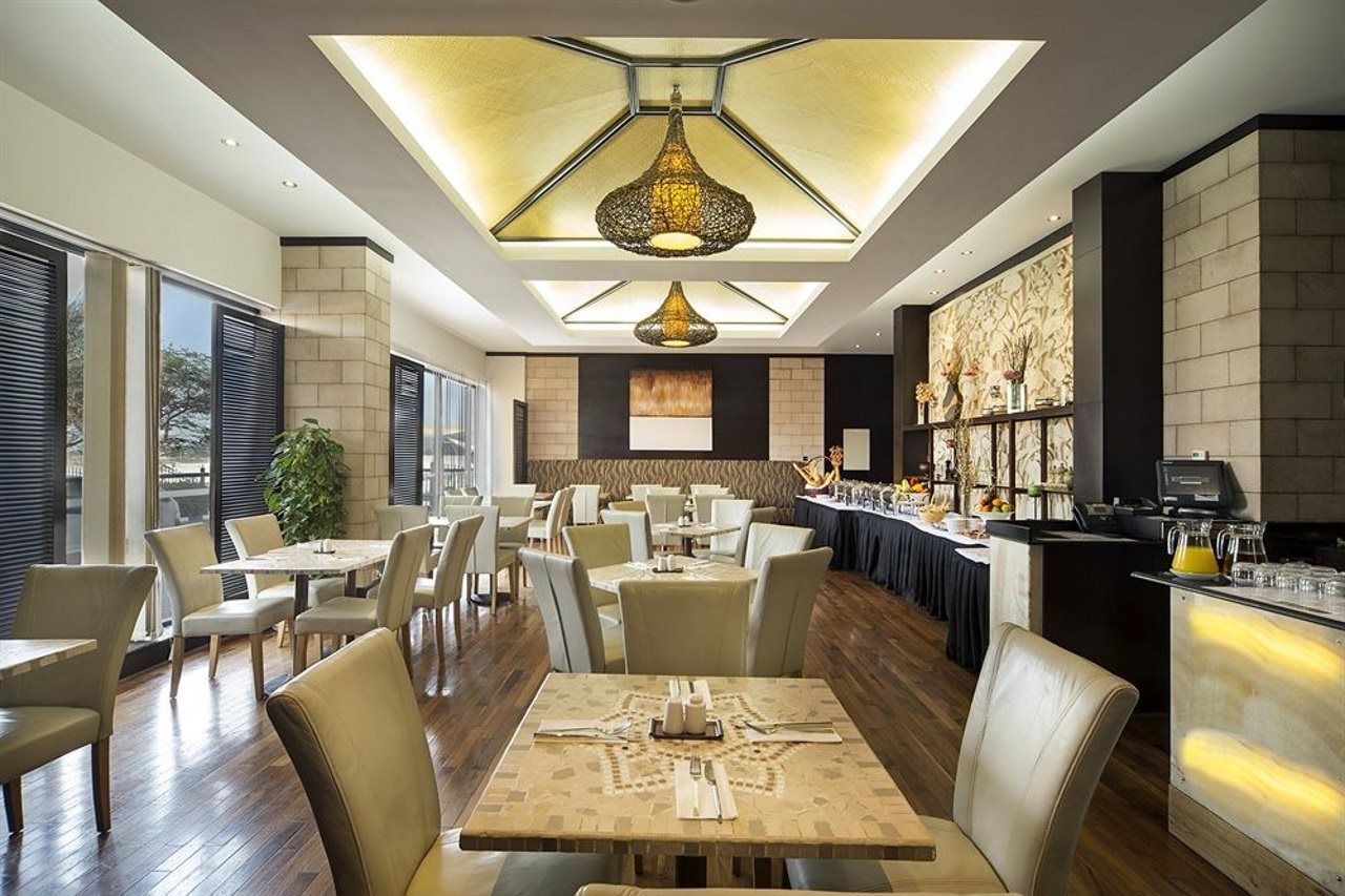 Park Dubai, An Edge By Rotana Aparthotel 4*