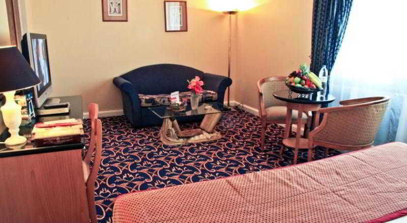 Hotel Regal Plaza 3*