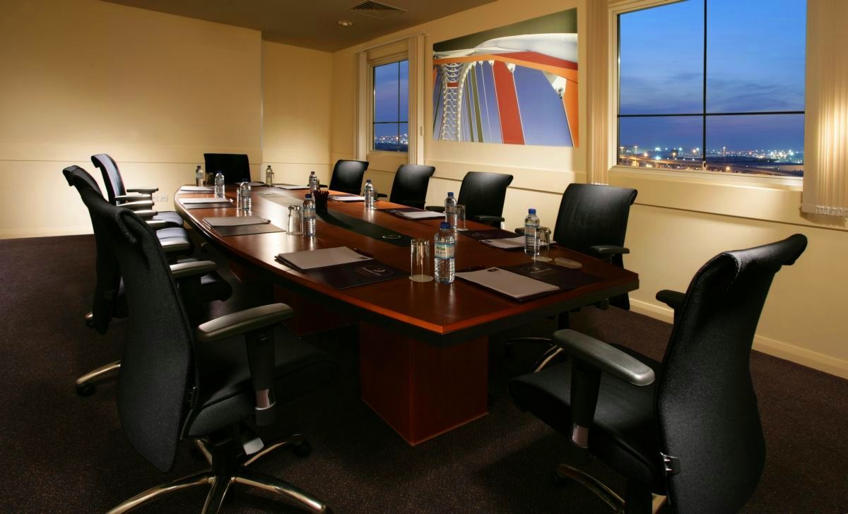 Premier Silicon Oasis Hotel 3*