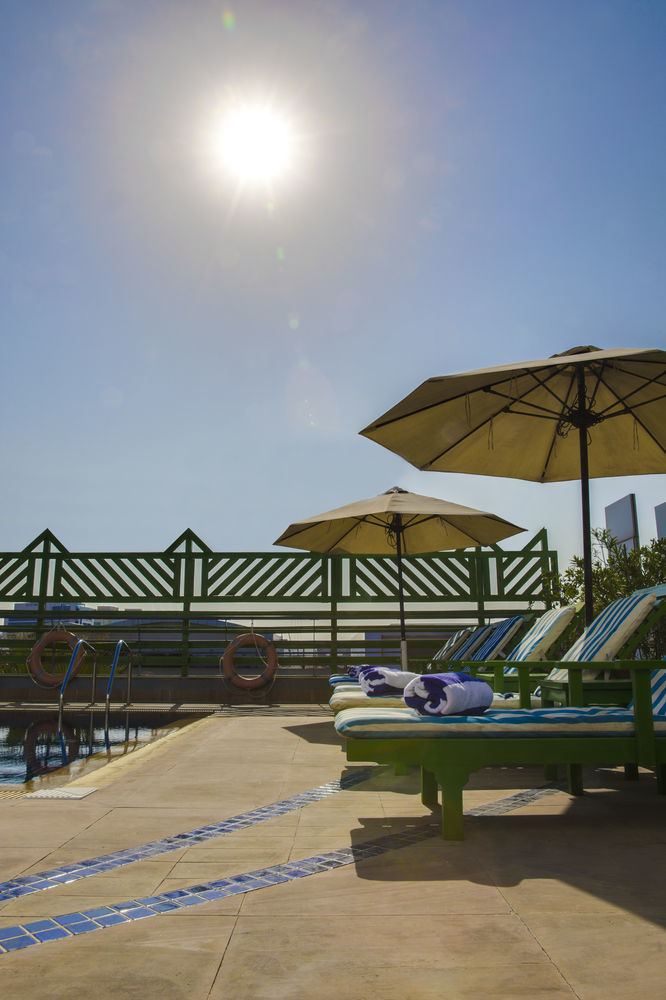 Mena Albarsha At The Mall Aparthotel Dubai