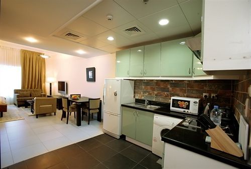 Gulf Oasis Fz Llc Aparthotel