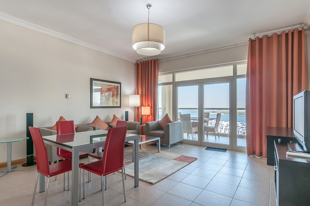 Apartment Shoreline Residences - Al Haseer *