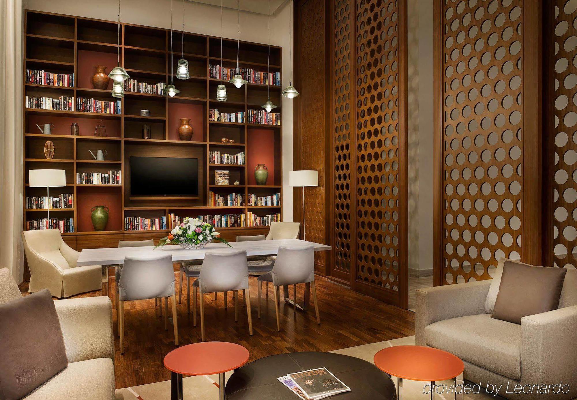 Marriott Executive Creek 4*
