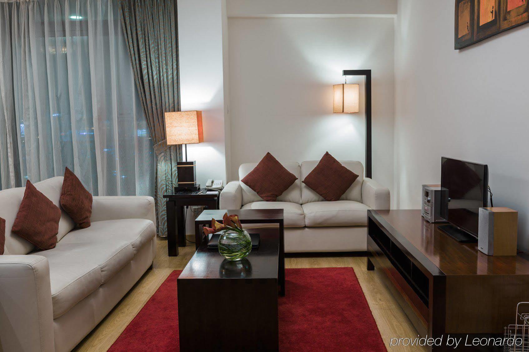 Park Dubai, An Edge By Rotana Aparthotel 4*