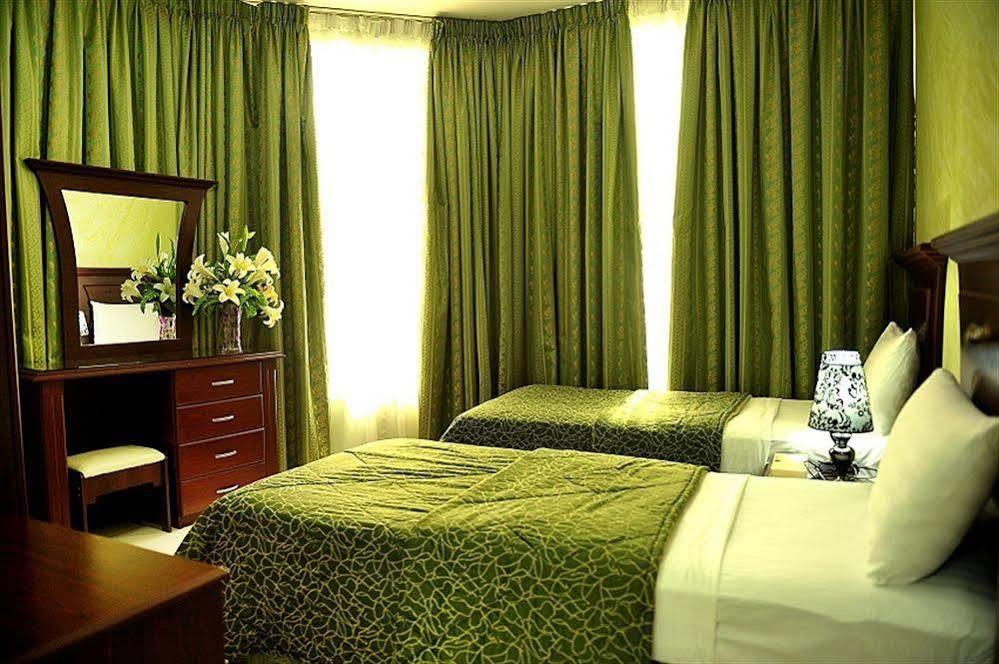 Liwa Plaza Aparthotel