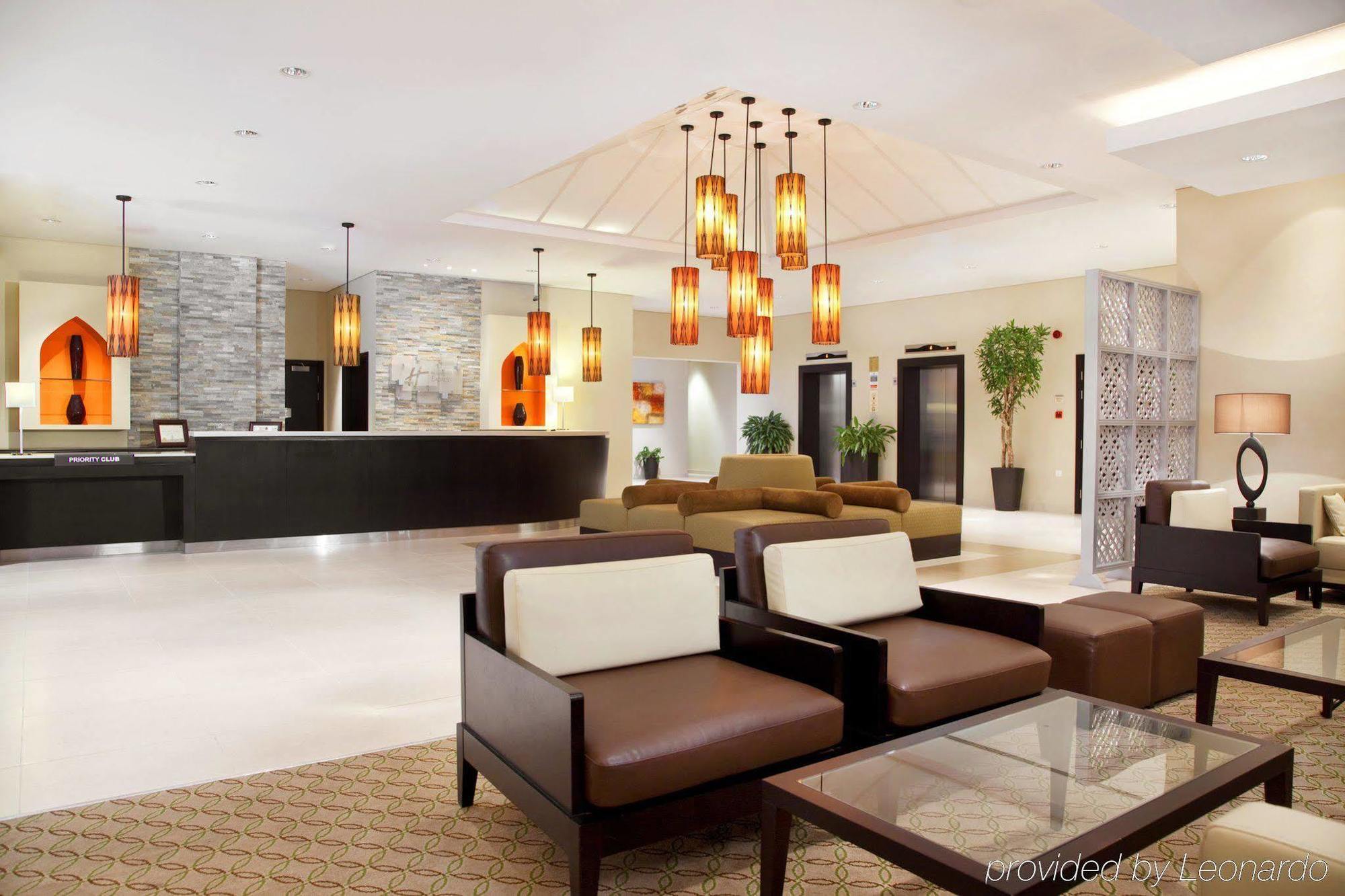 Hotel Express Safa Park By Ihg 3*