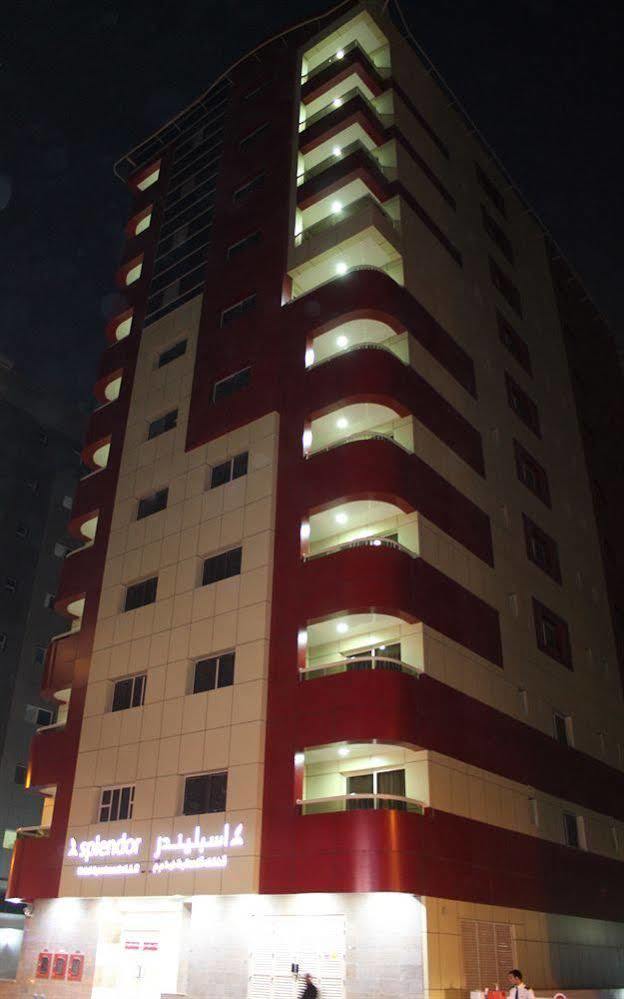 Splendor Al Barsha Apart Otel
