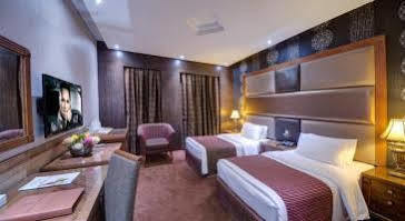 Hotel Vendome Plaza 3*