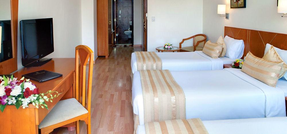 Landmark Hotel 3*
