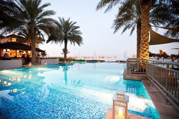 Apartment Shoreline Residences - Al Haseer