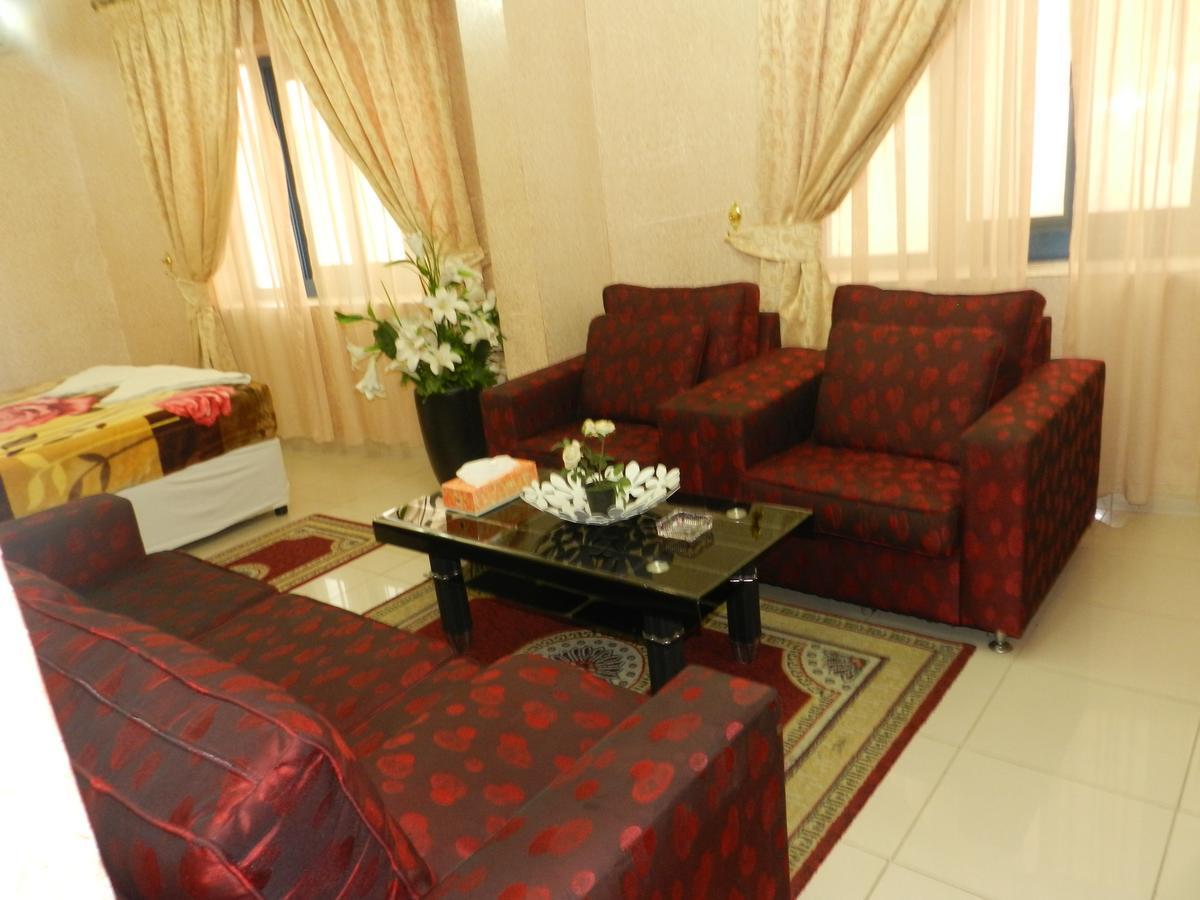 Hotel Green Sea *