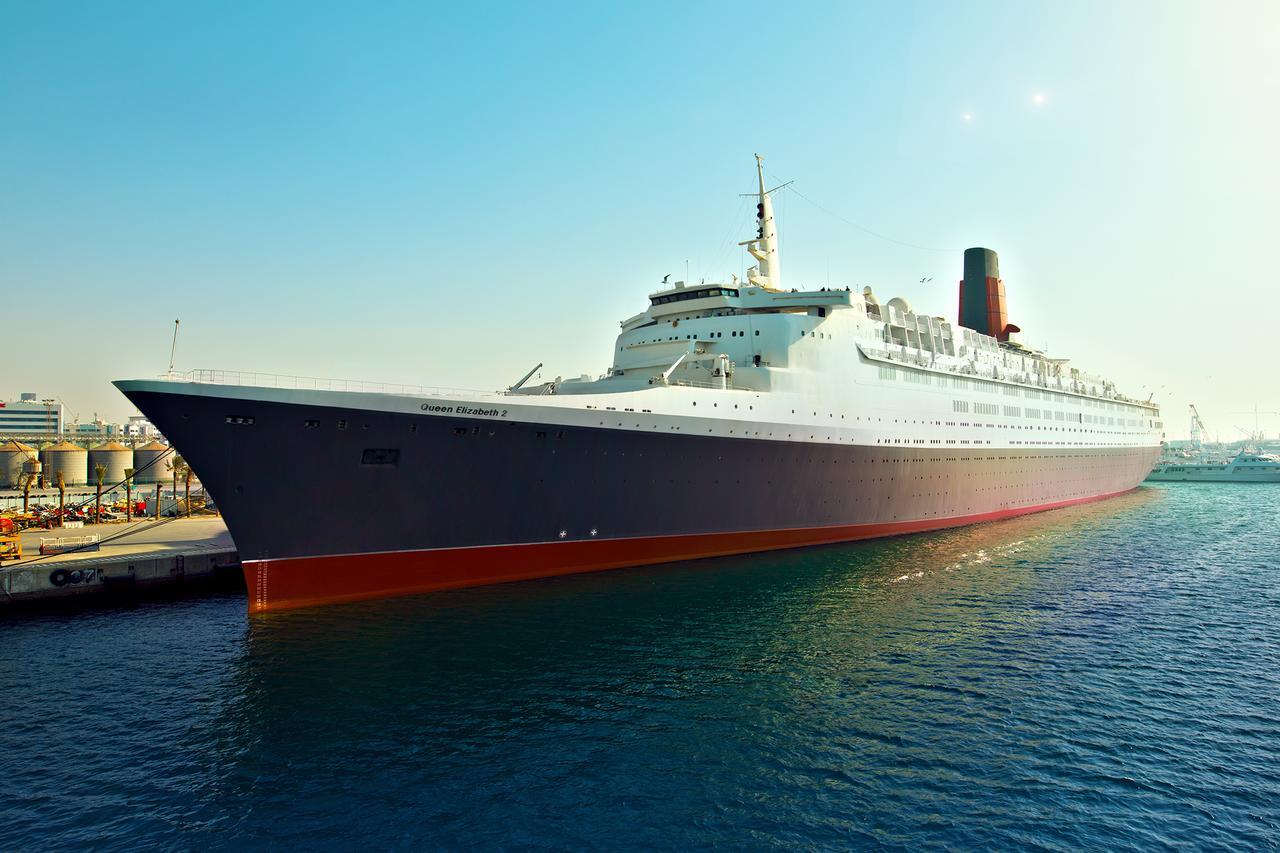 Queen Elizabeth 2 Dubai