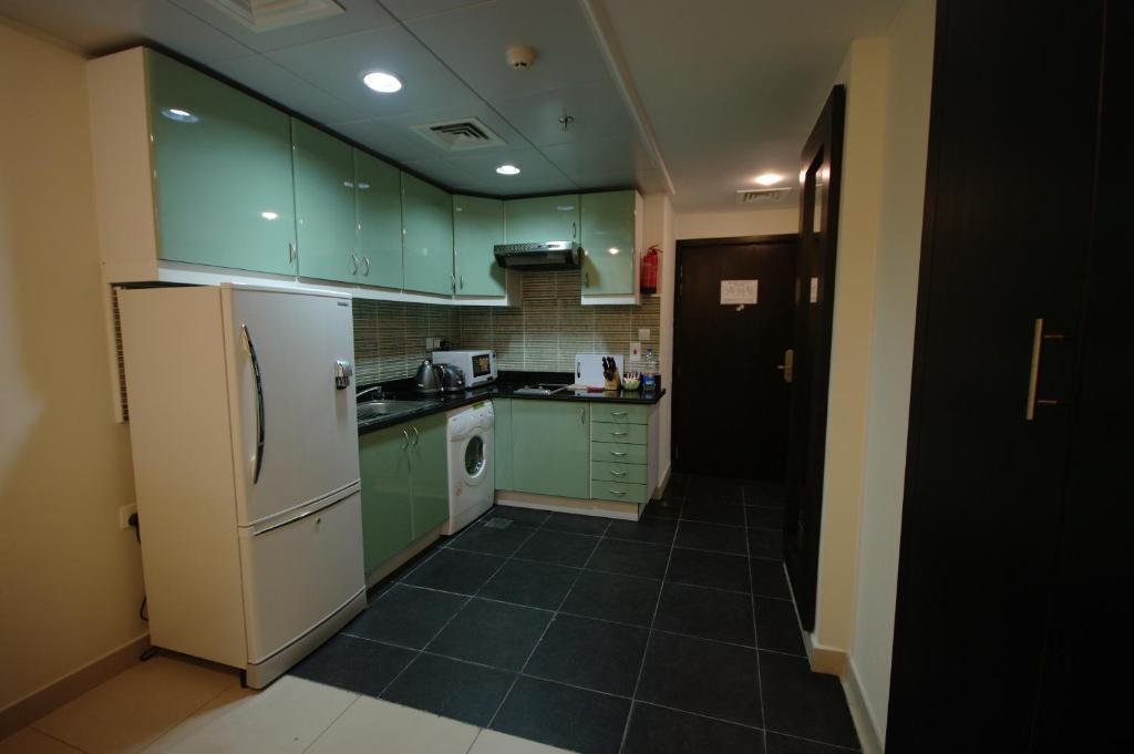 Gulf Oasis Fz Llc 3*