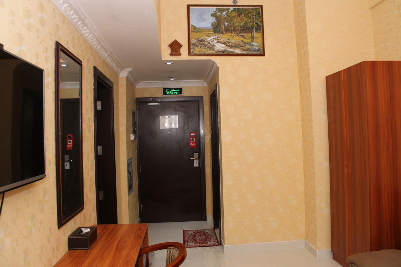 Night Hotel 2*