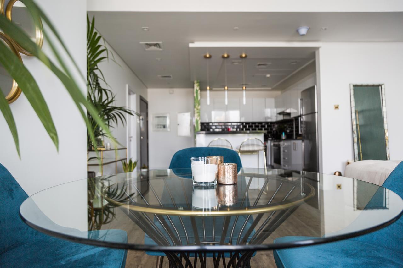 Apartment Higuests - Marina Arcade Dubai
