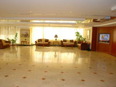 Hotel London Crown 2 3*